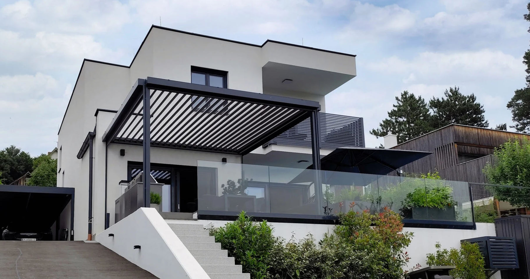 PROLINE | Screen, Doors, Metalworks, Windows & Balustrade Specialists